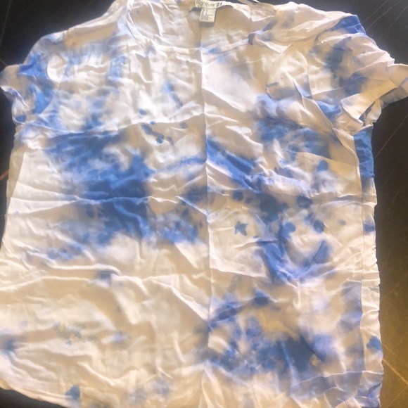 Beautiful cloudy blouse - Picture 5 of 5